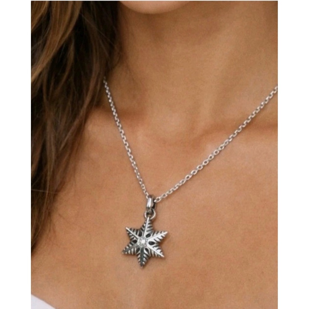 Brighton Sparkle Snowflake Petite Necklace Silver Crystal JL5241 NEW